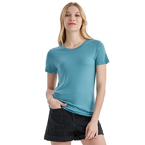 Merino Wool Clothing for Travel: Ultimate Comfort and Odor Resistance Gear