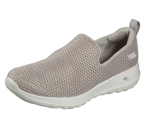 Most Comfortable Shoes for Travel: Top Picks for All-Day Comfort