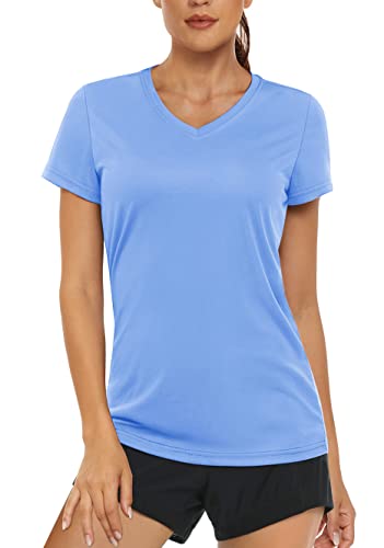 Quick Dry Clothing for Travel: Top Lightweight Gear for Outdoor Adventures