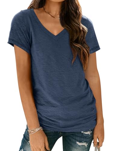 Women’s Lightweight Travel Clothes: Top Stylish Picks for Ultimate Comfort